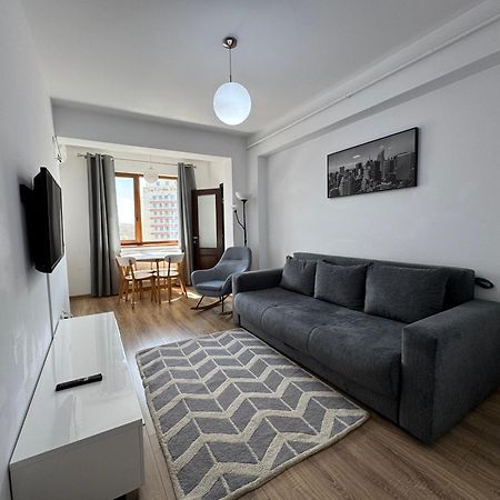 Rivera Apartments - Premium Accomodation Yaş Dış mekan fotoğraf